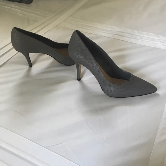 BCBG high heels - Picture 3 of 4